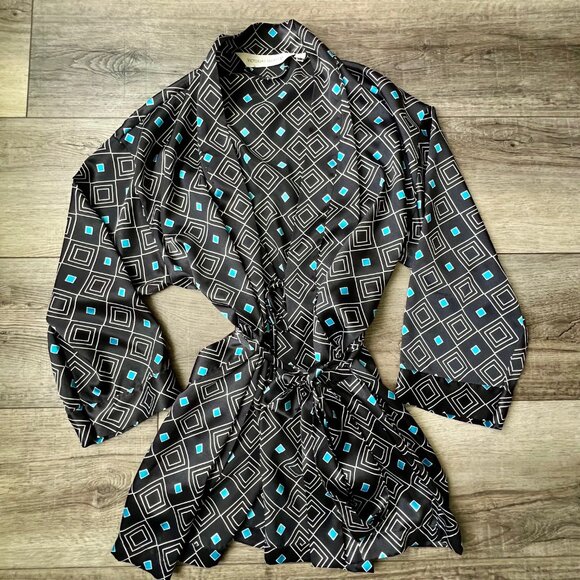 Victoria Secret Diamond Geometric Design Satin Silky Robe Pockets Belted One Sz - Picture 1 of 10
